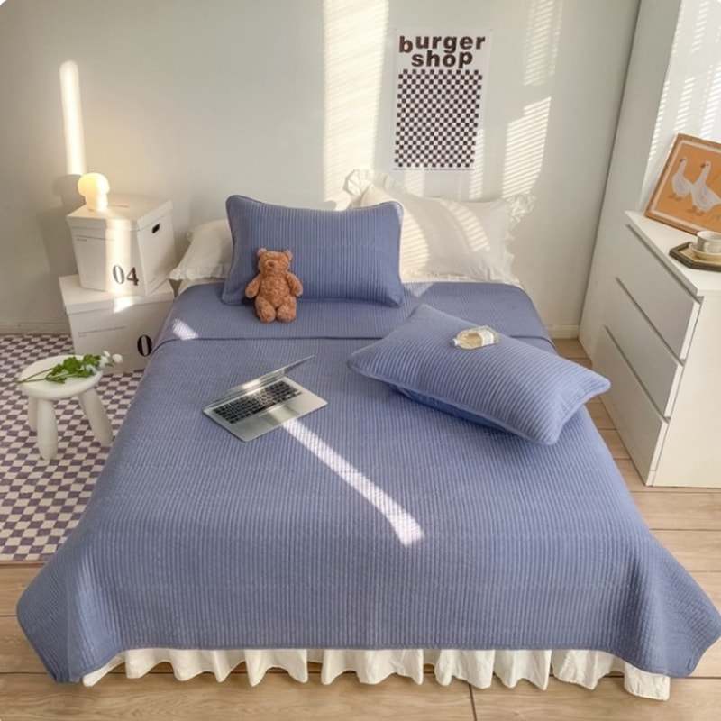 Ensemble de couvertures de lit solide en dentelle matelassé